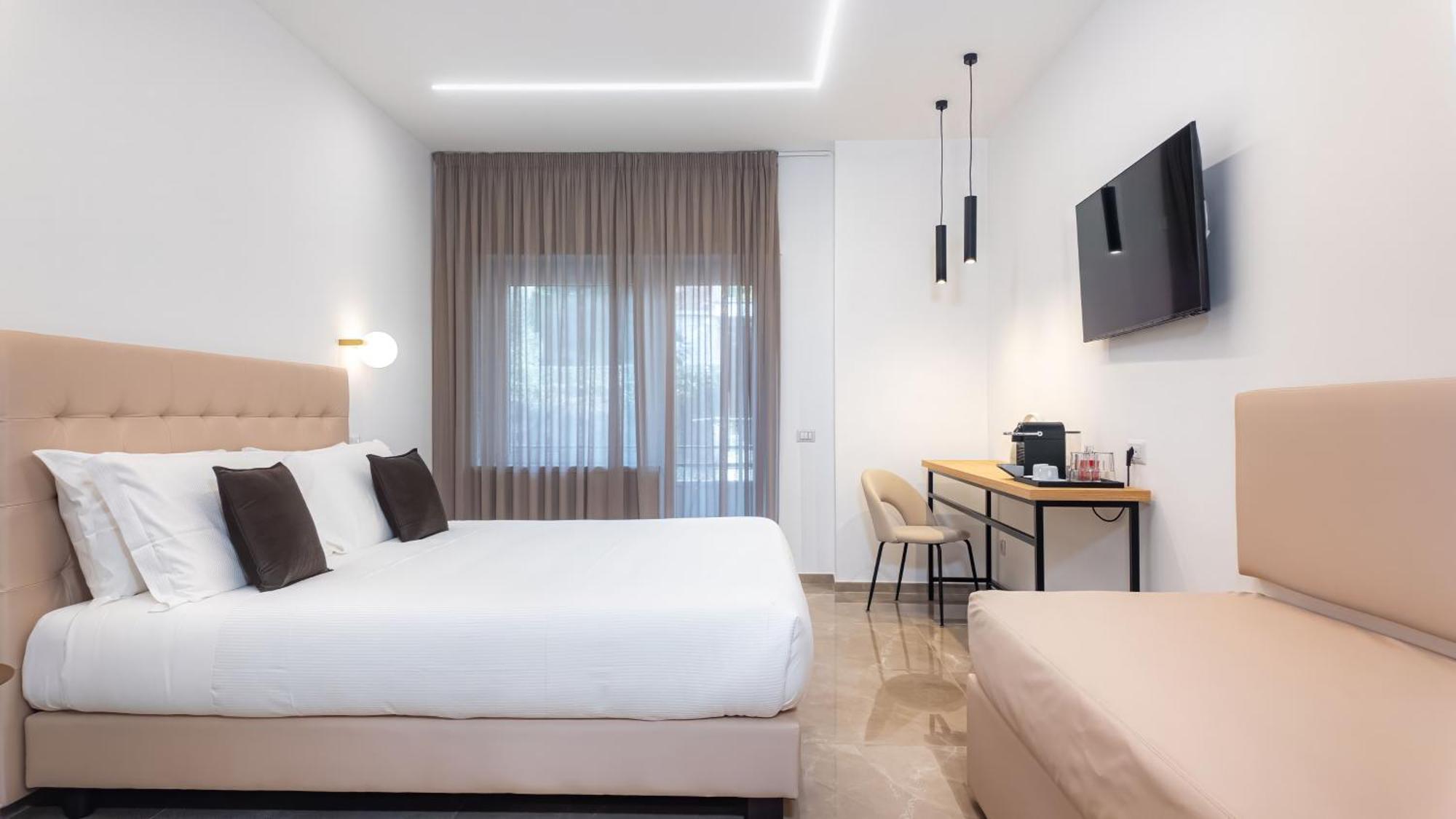 Aura Vatican Suite Rome Room photo
